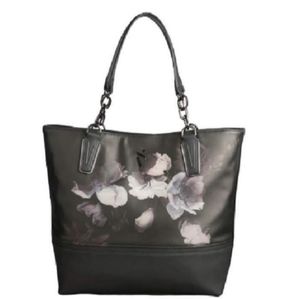 Simply Vera by Vera Wang